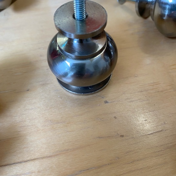 Drawer pulls - Picture 4 of 5